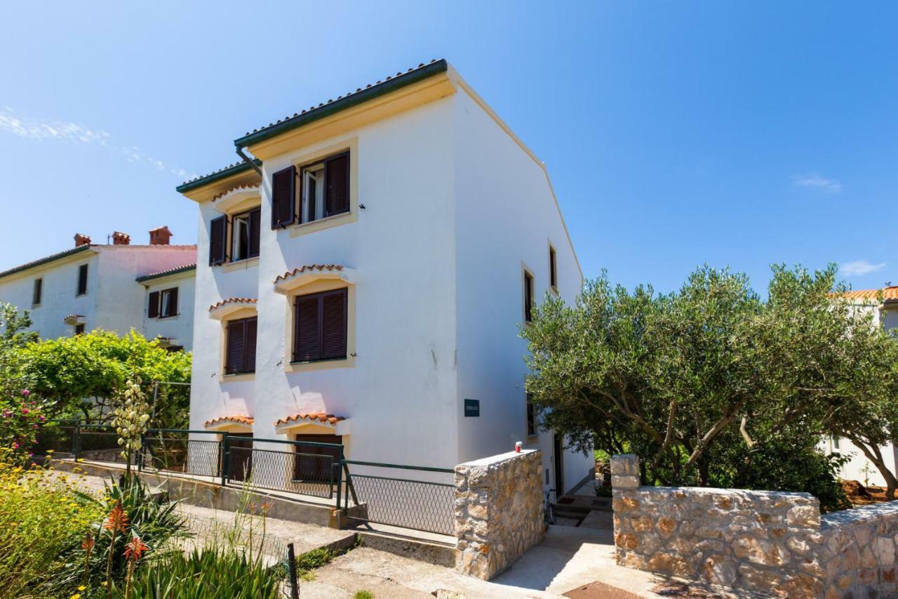 Adelia Apartment Mali Losinj Exterior photo